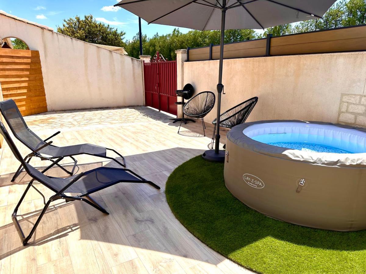 Maison De Charme Avec Jacuzzi Molleges ภายนอก รูปภาพ